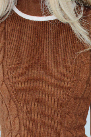 The Cable Knit Contrast Mini - Chocolate / White